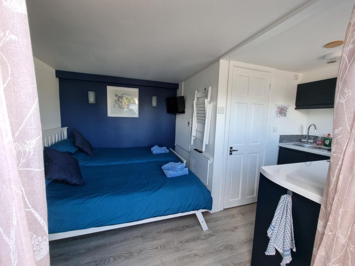 Shiphay Studio: Cozy Private Retreat Near Torbay Hospital *
